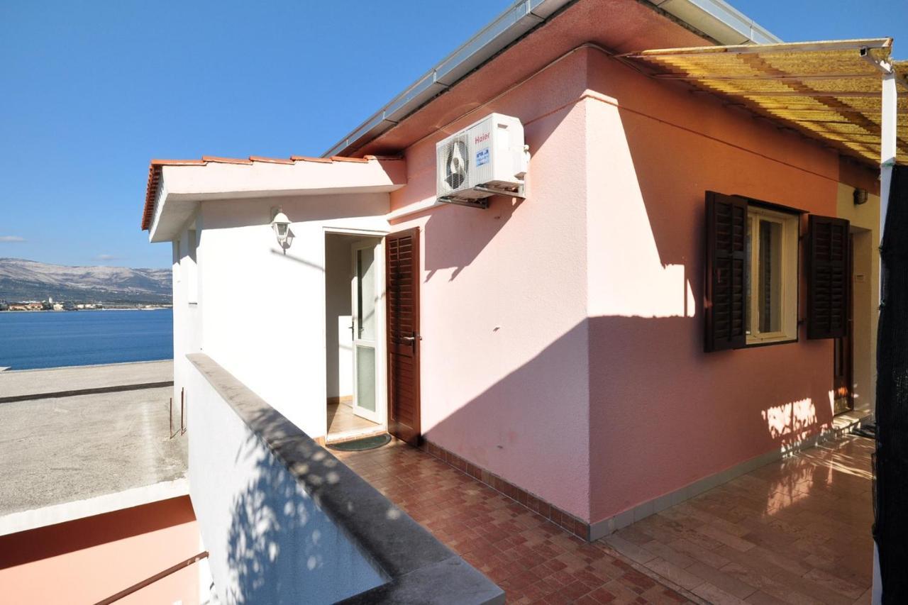 Apartments By The Sea Arbanija, Ciovo - 1085 Trogir Exterior photo