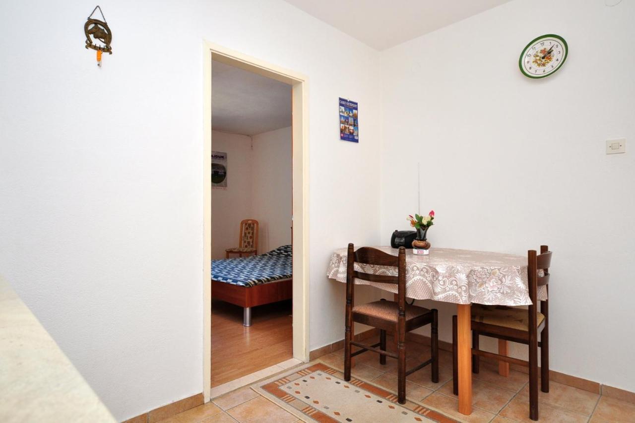 Apartments By The Sea Arbanija, Ciovo - 1085 Trogir Exterior photo