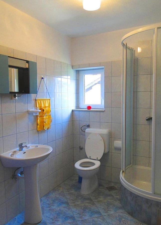 Apartments By The Sea Arbanija, Ciovo - 1085 Trogir Exterior photo